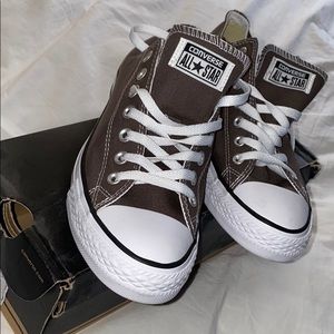 Converse NEVER WORN